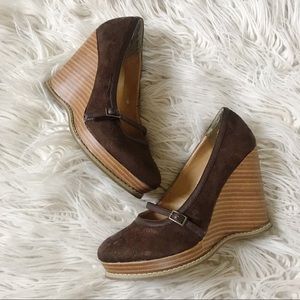 Brown wedges